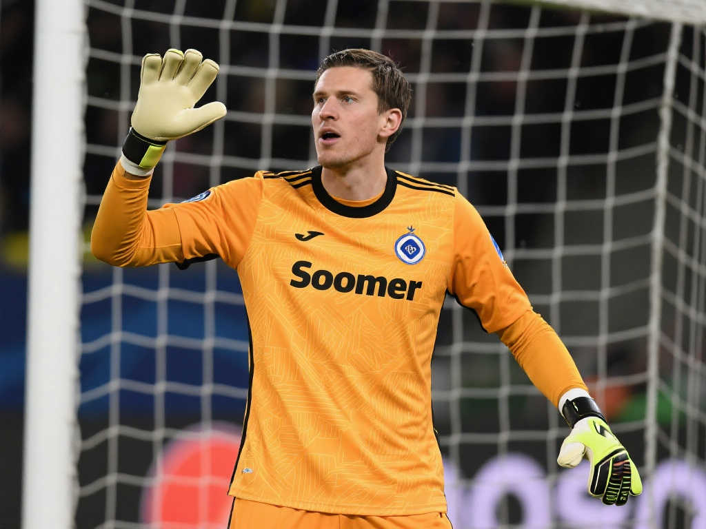 欧冠门神！索默13战7零封挺进决赛，两年前的辉煌再现